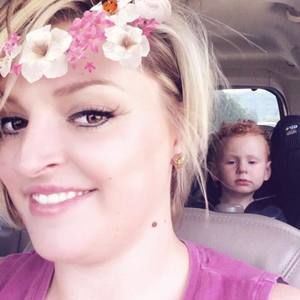 Meet your Posher, Whitney